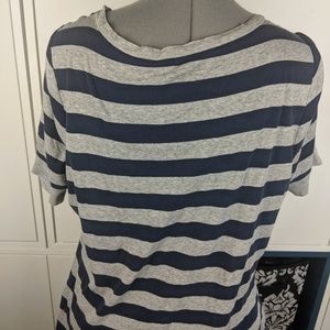 Old Navy Tops - Old Navy striped scoop neck tee Old Navy Tops - Old Navy striped scoop neck tee